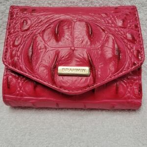 Brahmin Trifold Middle Coin Zip Croc Womens Fuschia Pink Wallet